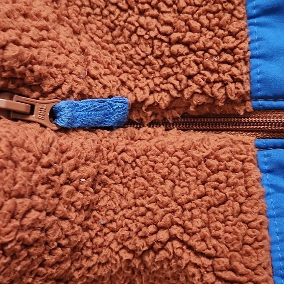 Carters Jacket - Picture 3 of 4